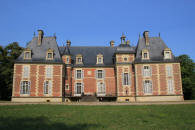 ch�teau de Lonn� 61130 Ig�,