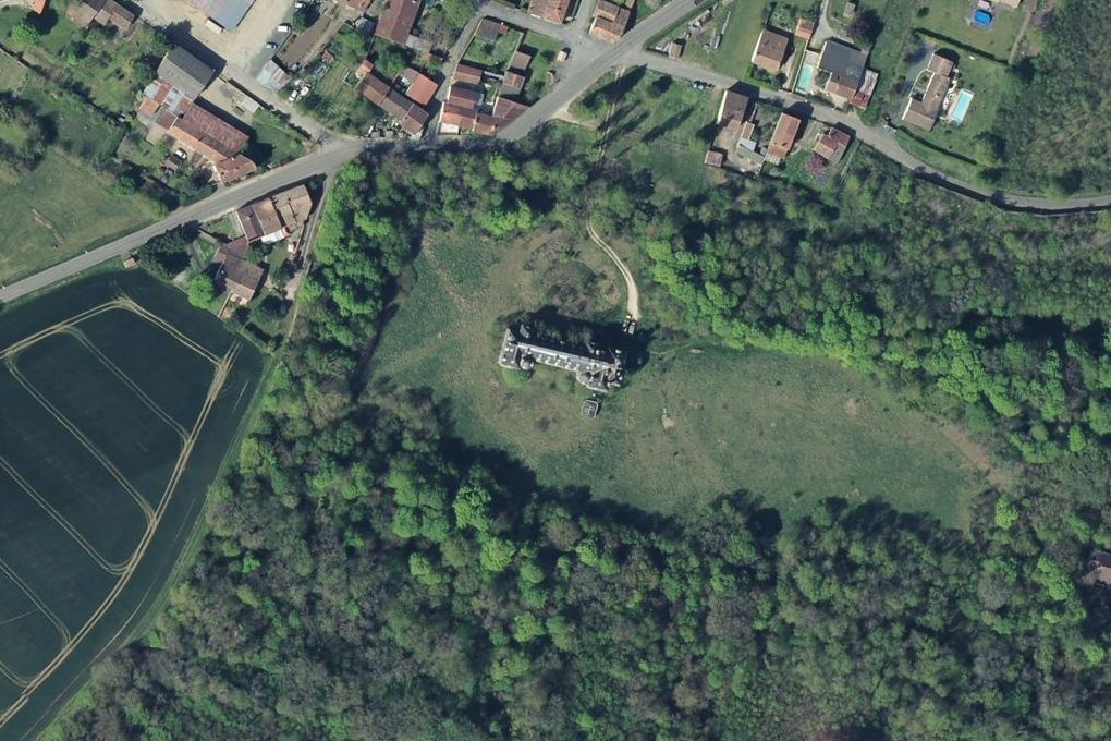 chateau de Poléon à Saint du