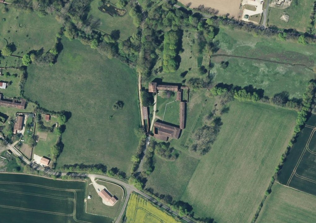 logis de Frâgne Les Églisesd'Argenteuil