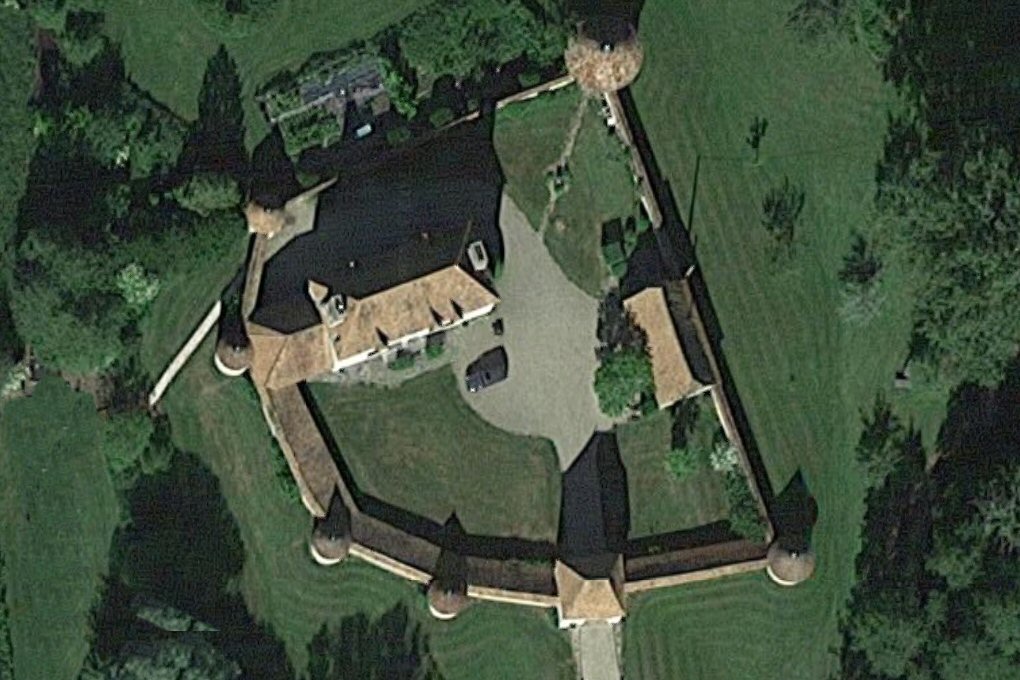 manoir de Malvoisine Le Héron, inscrit MH en 1993