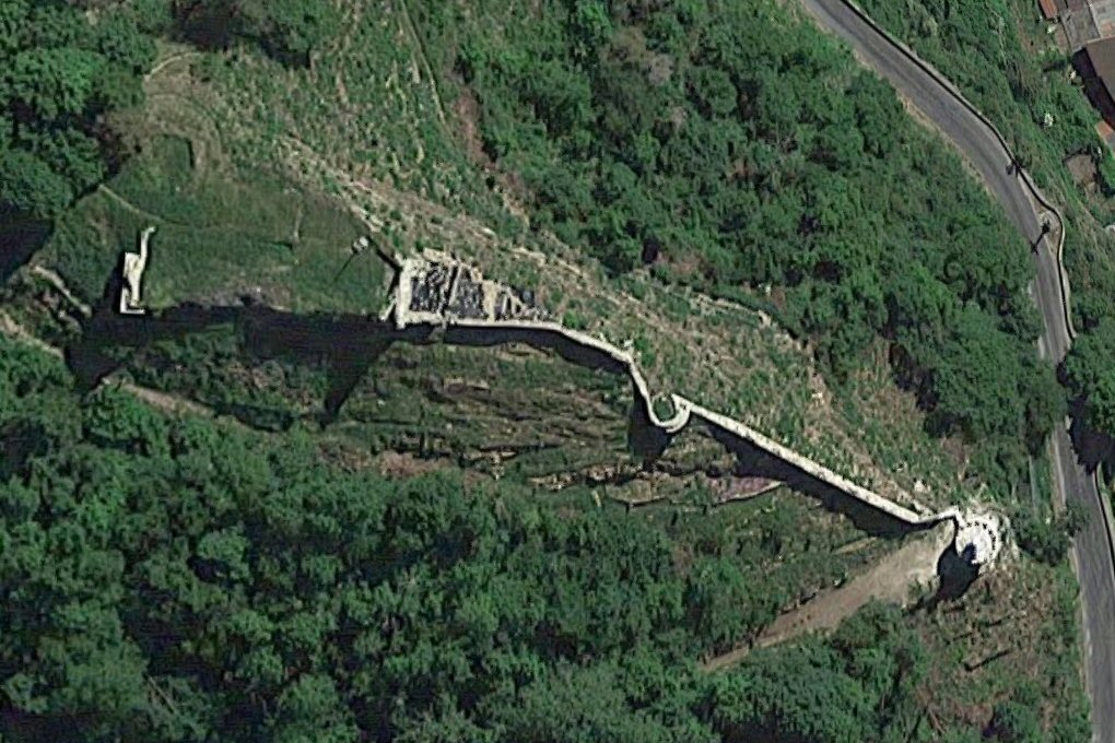 château de Cornillon à SaintRambertenBugey, vestiges