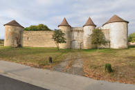 h�teau de Furigny � Neuville-de-Poitou