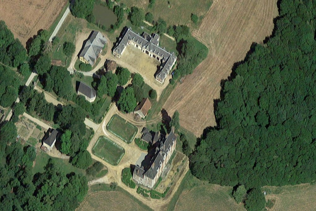 chateau de Glatigny à Souday, construction du XVe siècle