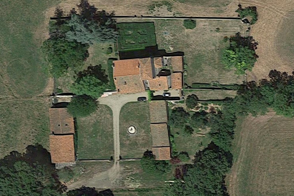 chateau de Lavaure à SaintJuliendeCoppel, propriété privée