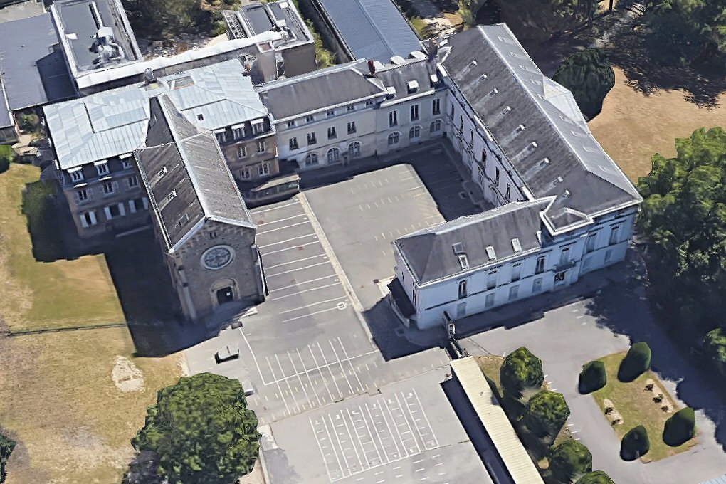 chateau Petit Val à SucyenBrie, construction du XVIIIe siècle chateau Petit Val à SucyenBrie, construction du XVIIIe siècle