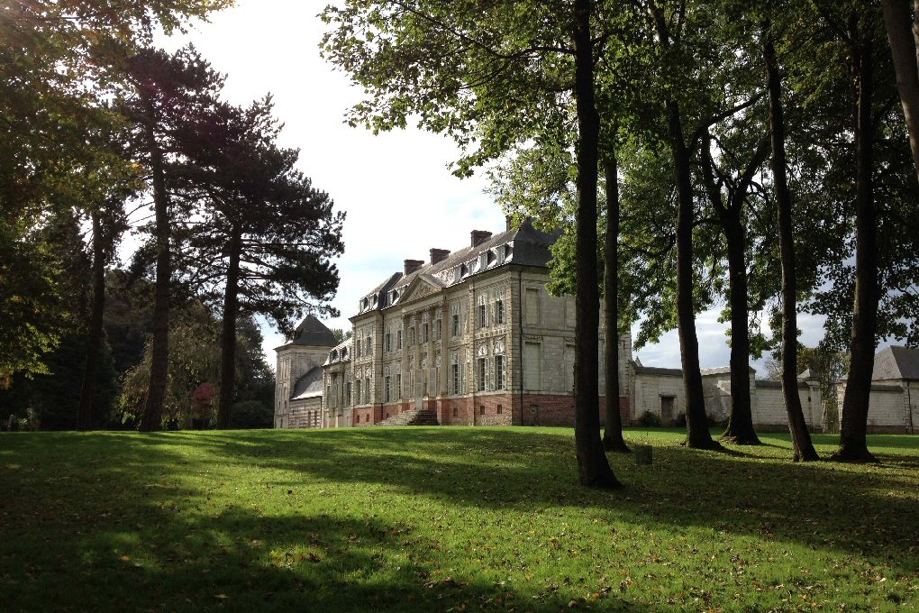 chateau de Barly, ouvert au public du 1er Juillet au 16 août