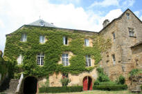 chateau de Buzareingues � Buzeins