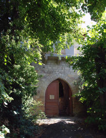 ch�teau de Chalain d'Uzore