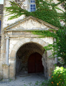 ch�teau de Chalain d'Uzore