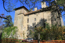 chteau-fort de Charmes sur l'Herbasse