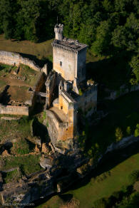 chateau de Commarque - Les Eyzies