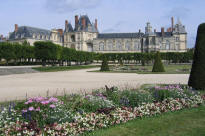 château de Fontainebleau    grand parterre
