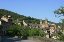 Conques class parmi les plus beaux villages de France