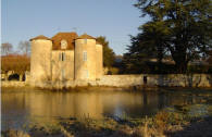 ch�teau de Laleu � Ch�tain