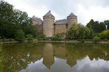 château de Lassay les Châteaux