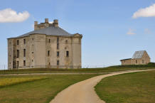 château de Maulnes Cruzy-le-Châtel
