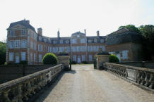 ch�teau de Montcoy