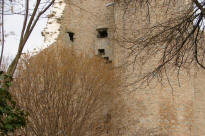 Naucase latrines