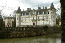 château de Nieuil en Charente