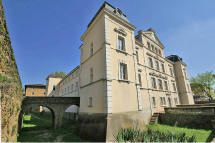 ch�teau d'Ombreval  Neuville sur Sa�ne