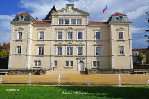château de Ombreval Neuville-sur-Saône