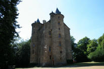 chateau de Plan�zesLuc la Primaube