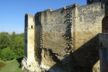 chteau-fort de Rauzan