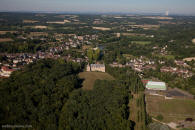 chateau de Saint Amand en Puisaye