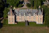 chateau de Saint Amand en Puisaye