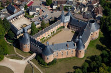 ch�teau de Saint-Fargeau   Yonne
