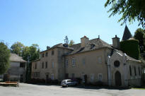 chateau de VeilhacPont de Salars