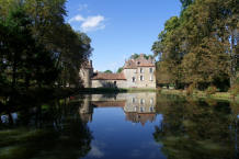 château du Frêne Neuilly le Réal