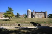 chteau Laroque   Saint-Christophe-des-Bardes