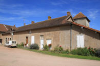 maison-forte de Villars  Liernais