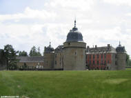 chateau fort de lavaux sainte anne