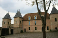 chateau de Mdan