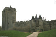 chateau et donjon de vez