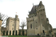 chateau et donjon de vez