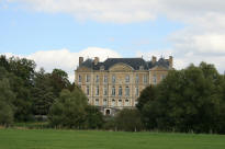 chateau d'Aulnois sur Seille