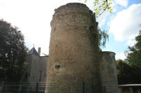 chateau d'Aulnois sur Seille