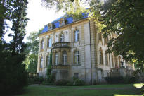 chateau de Chahury