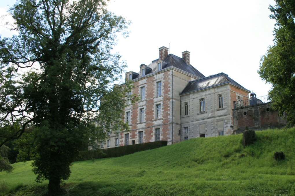 chateau de Cirey sur Blaise, ouvert au public visite voir le site