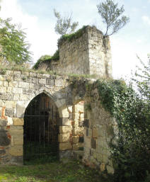 chateau de Clermont Dessous