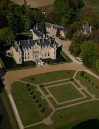 chateau d'Esclimont  Saint-Symphorien-le-Chteau