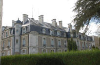 Château de FonpertuisLailly en Val
