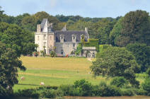 ch�teau de Keraval a Plomelin