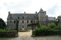 ch�teau de Kerm�zen