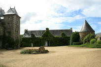 ch�teau de Kerm�zen