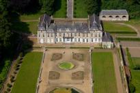 Ch�teau de Lozembrune