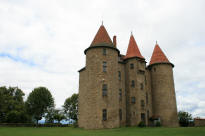 Château de Montfort Vernet la Varenne